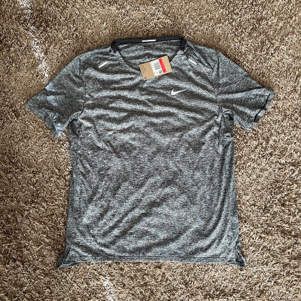 Nike Dri-FIT Rise 365 Running Top - NWT Men's (Large)